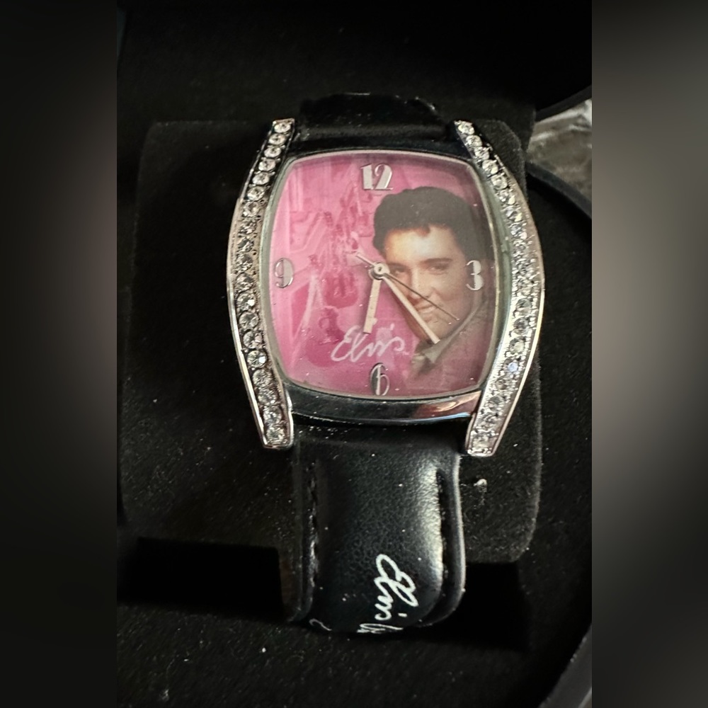 Elvis Presley watch in heart case. EUC